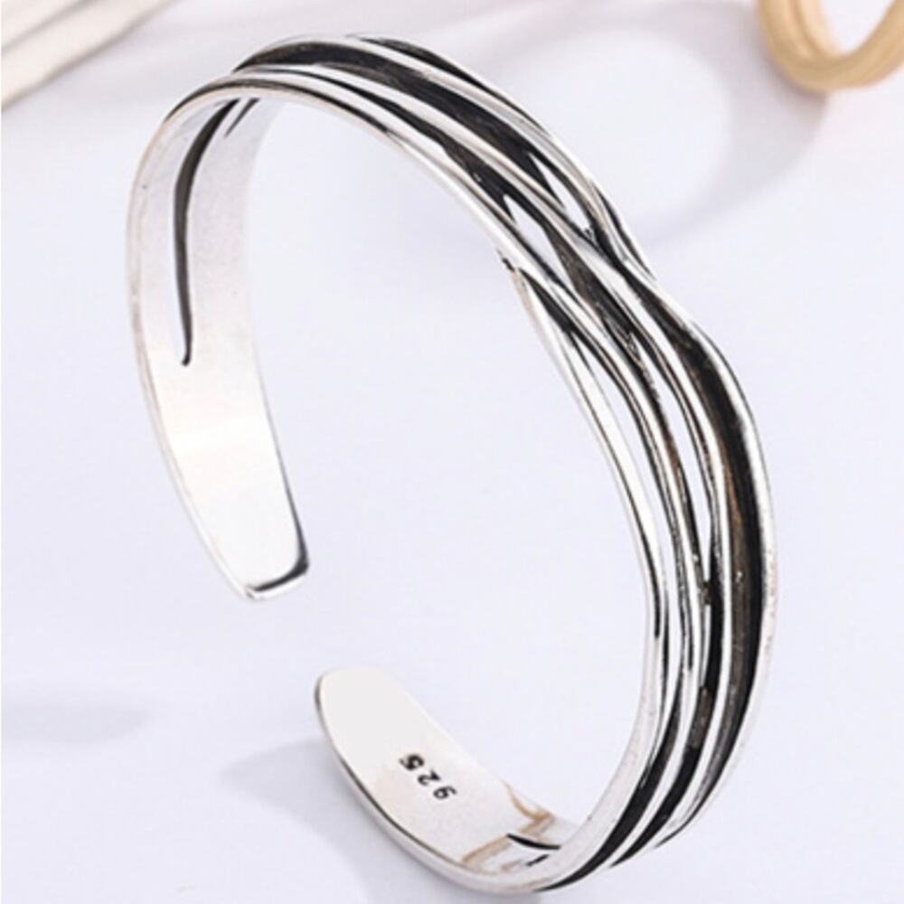 925 Sterling silver Sole Memory Vintage Wavy Thai silver plated unisex bracelet